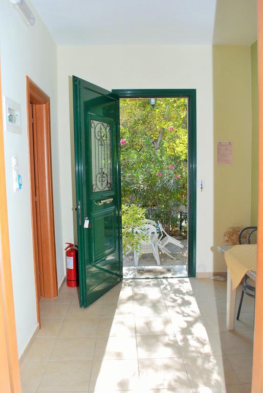 Melina Apartment Loutrópolis Thermís 客房 照片